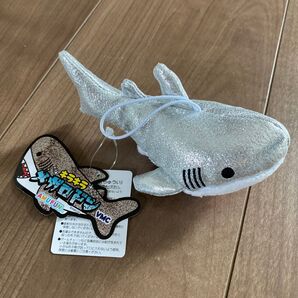 AMUFUN キラキラ 鮫 ぬいぐるみ マスコット