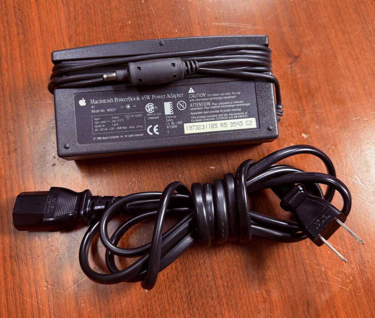 快調_8GB-CF起動_筐体劣化_ PowerBook 5300Ce 純正AC付 Yahoo!オークション -「powerbook 5300」の落札相場・落札価格