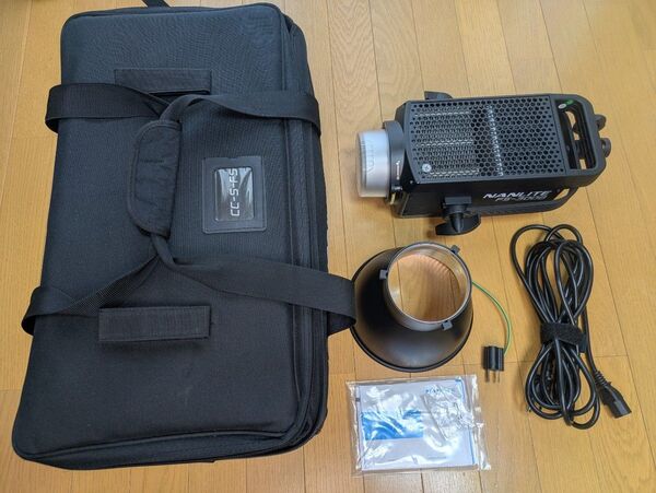 NANLITE FS-300B + 専用ケース(CC-S-FS-)