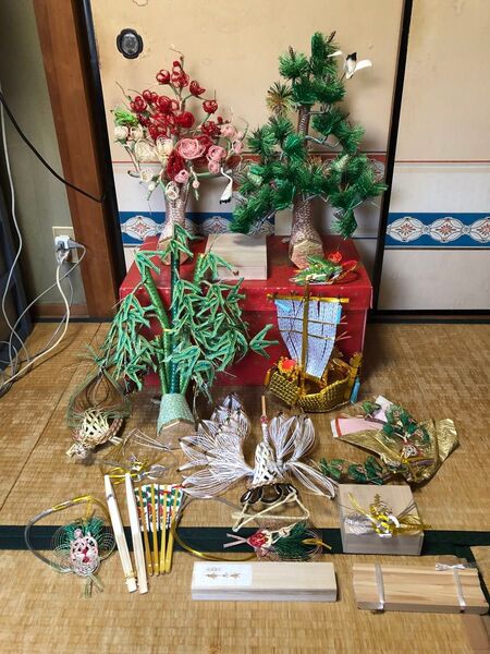 90. 早い物勝ち!高級結納品セット 大量 和風 結納飾り 縁起物 冠婚葬祭 箱入 複数購入対応 割引対応あり