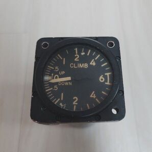 昇降計 航空機用 計器 ① 実物