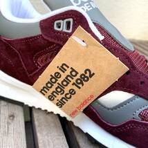 展開店舗限定 UK製 NEW BALANCE M1530BUR BURGUNDY US8.5D 26.5cm M1500 30th記念 スエード 新品 イギリス英国製 バーガンディ×グレー_画像3