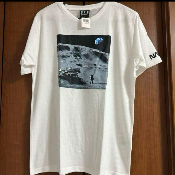 新品 NASAフォト着陸2tシャツ Mサイズ 未着用品 ホワイト 白