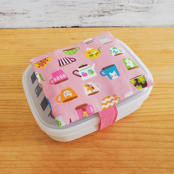お弁当に!保冷剤ケース付きお弁当箱ゴムバンド ランチベルト ハンドメイド 手作り 新品