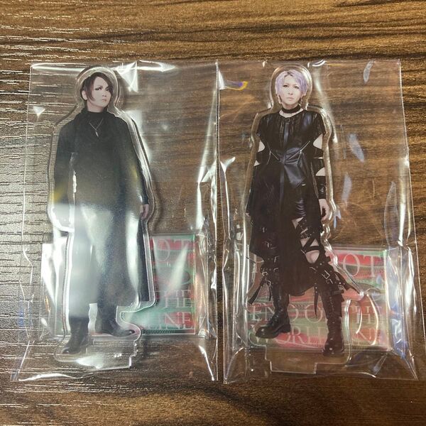 PIERROT アイジ TAKEO END OF THE WORLD アクリルスタンド 2個セット キリト キリト一家