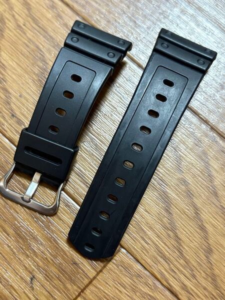 2、CASIO G-SHOCK DW-5600 バンド