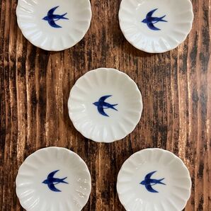 花型 ツバメ柄 小皿5枚 青×白 10cm 日本製 和洋食食器 醤油皿 美濃焼 オシャレ