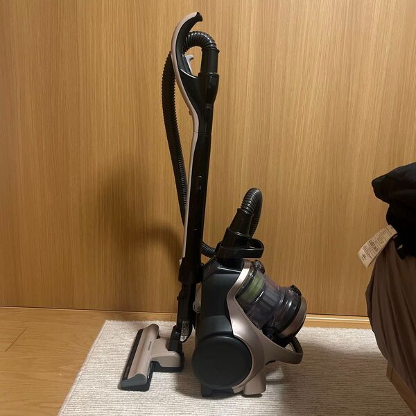 HITACHI サイクロン式掃除機 CV-SF300 シャンパンゴールド