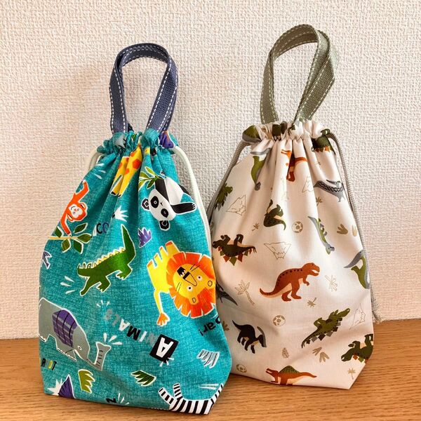 *ハンドメイド*給食袋2点セット 持ち手あり 入園入学準備 コップ袋 巾着袋 動物 恐竜