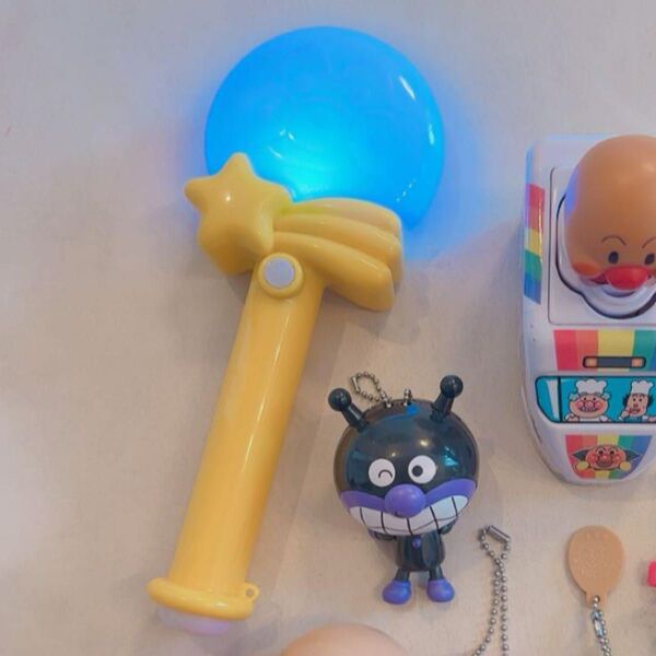 アンパンマンミュージカル ライト