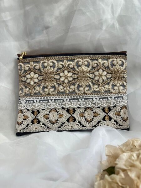 ハンドメイド インド刺繍リボン フラットポーチ