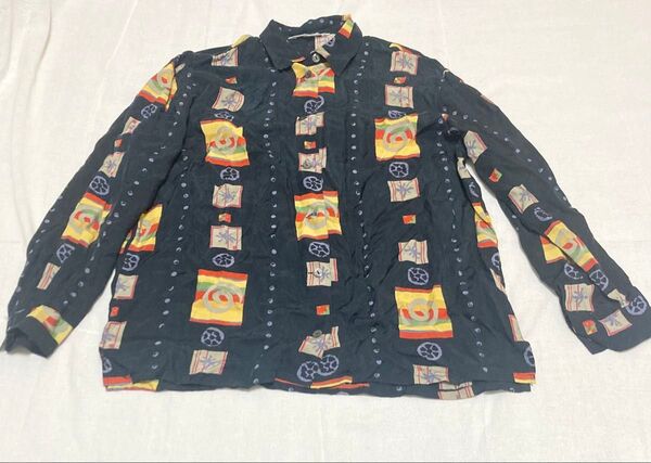 黒 柄シャツ ブラウス