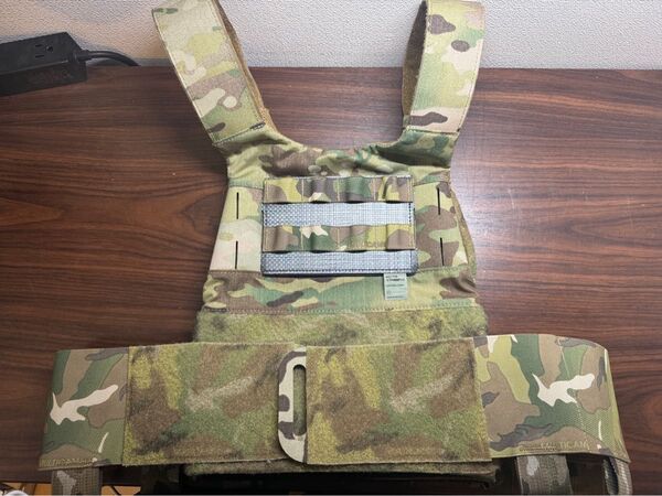 実物 ferro concepts slickster & adapt molle panel セット マルチカム Mサイズ