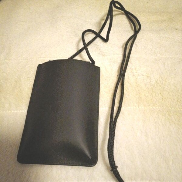 無印 MUJI 黒 ミニサコッシュ スマホポーチ カードポケット付き
