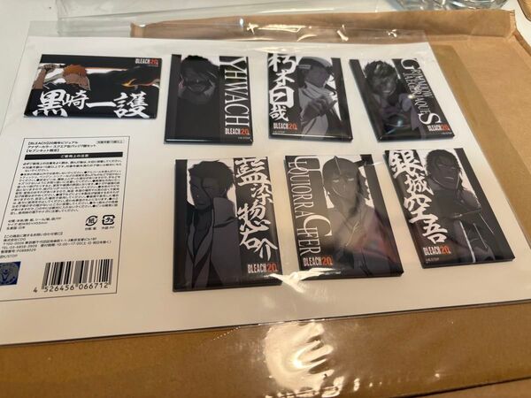 【新品】セブンネット限定 BLEACH スクエア 缶バッジ セット