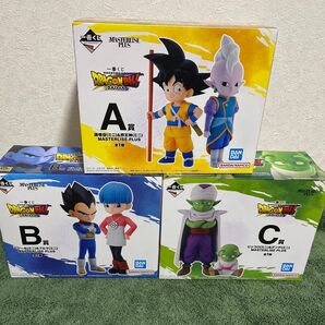 A賞孫悟空(ミニ)&界王神(ミニ) B賞 ベジータ(ミニ)&ブルマ(ミニ) C賞 ピッコロ(ミニ)&デンデ(ミニ)