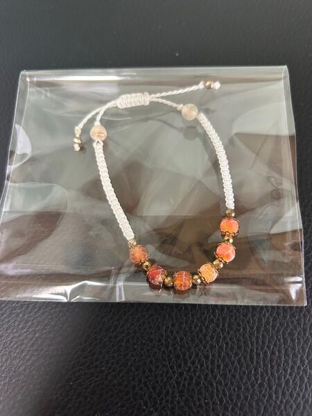 ハンドメイドアクセサリーブレスレット:マクラメ