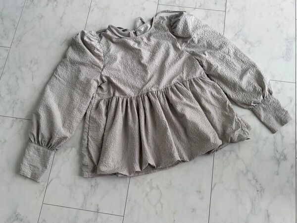 【 超美品 】 ペプラムトップス