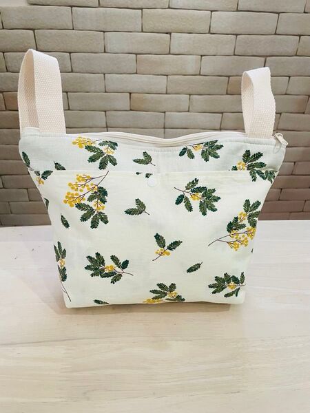 ミモザ 花柄 ハンドメイド 抱っこ紐ポーチ