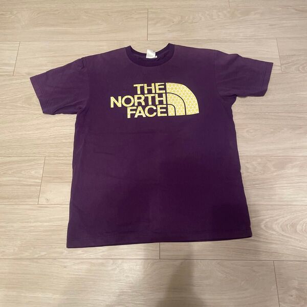 THE NORTH FACE Tシャツ パープル ゴールドロゴ