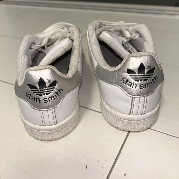 adidasスタンスミス キッズ ホワイト 21センチ