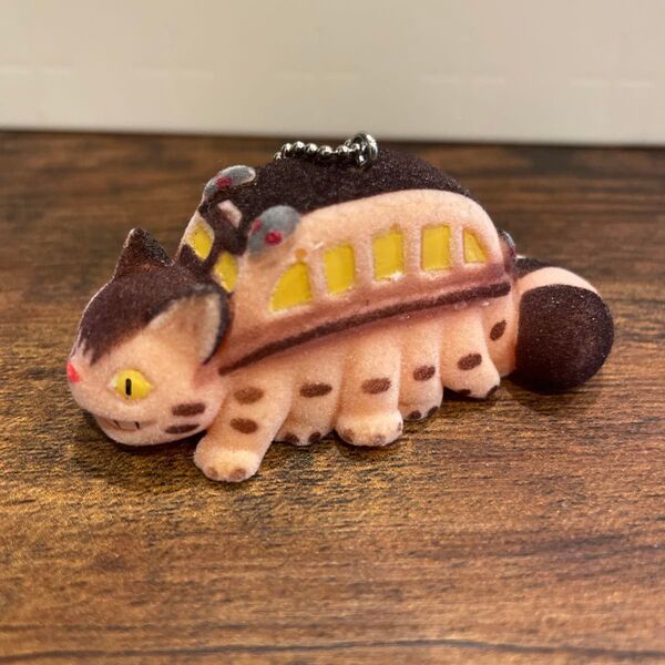 【美品】千と千尋の神隠し ねこバス キーホルダー