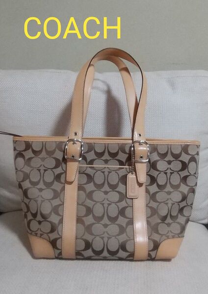 【美品】COACH ロゴプリントショルダーバック バック レディース