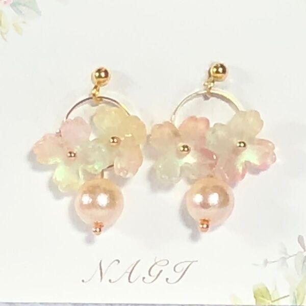 No.206 フラワー パールビーズ ピアス/イヤリング