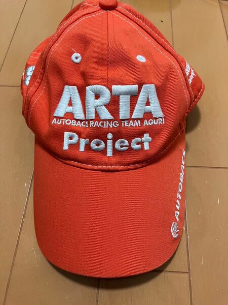 美品!ARTA キャップ 帽子 オレンジ