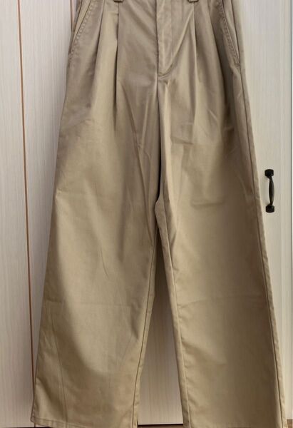 GU レディース チノタックストレートパンツ Mサイズ