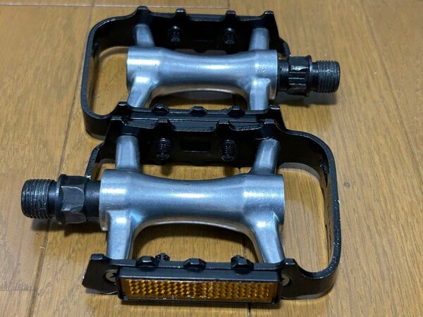 ウェルゴ アルミべタル Mー21 アルミフラットペダル