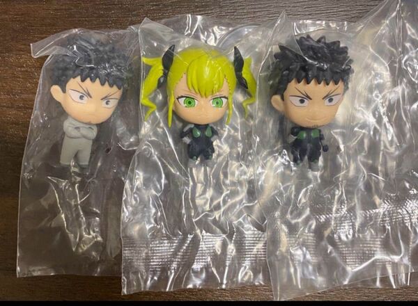 怪獣8号 カプセルフィギュアコレクション 四ノ宮キコル ガチャガチャ 日比野カフカ