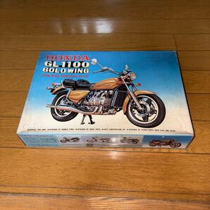 HONDA GL1100 GOLDWING プラモデル