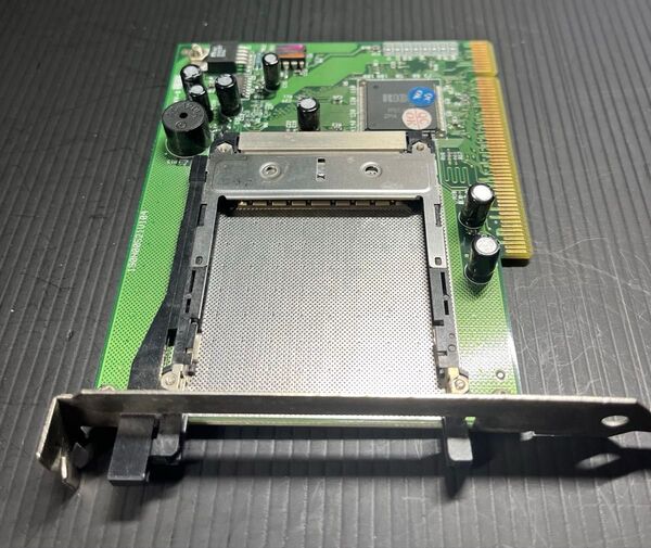 ICOM PCIバスアダプター(カードバスタイプ)、無線LANカードおまけ付き