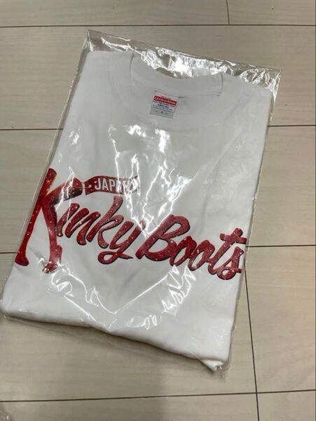 キンキーブーツ 2022 Tシャツ Sサイズ 白 ホワイト kinkyboots ブロードウェイ ミュージカル