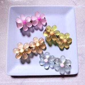 ヘアクリップ 花
