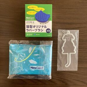 猫用ブラシ エコバッグ 犬型キーホルダー 3点セット 未使用品