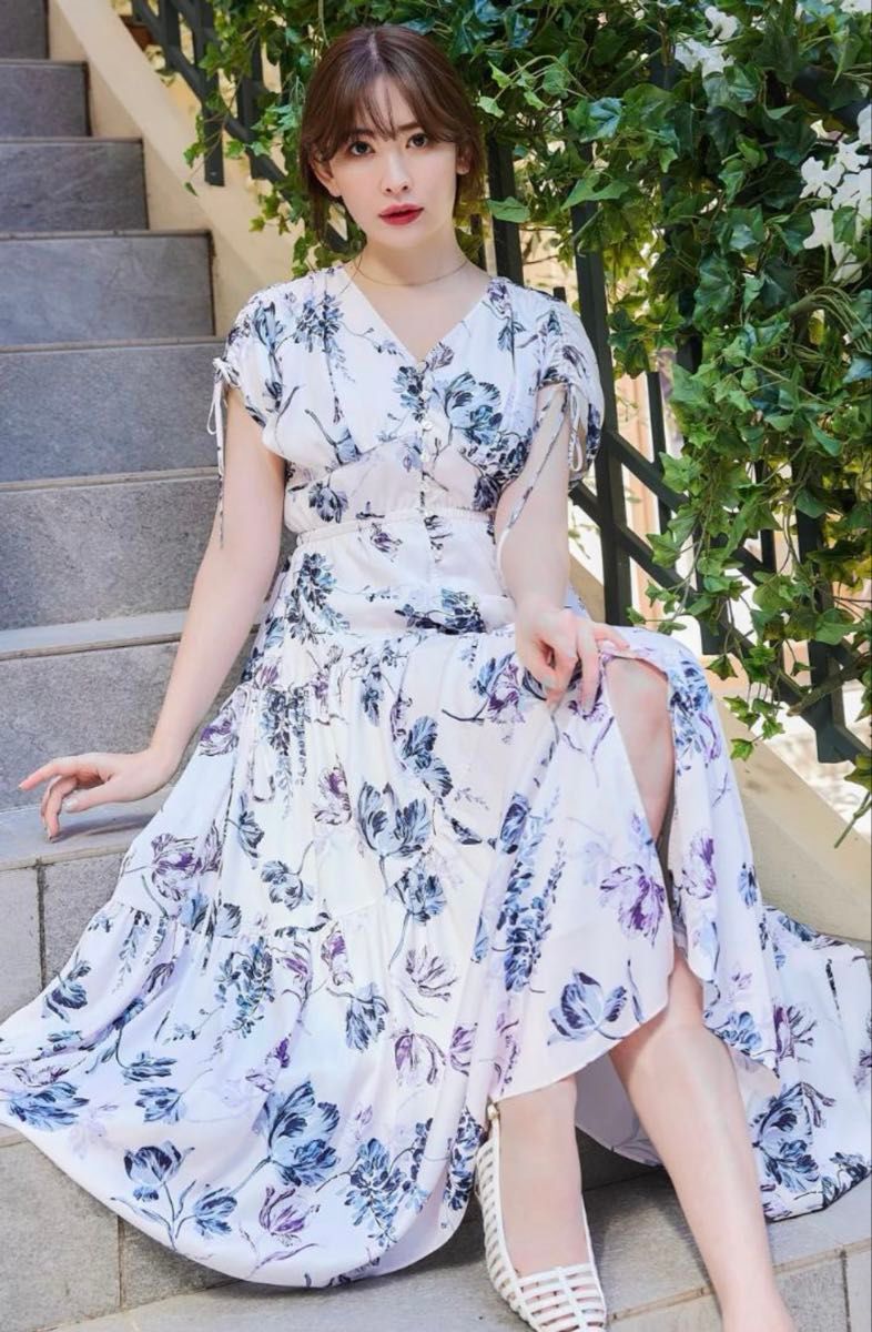 Herlipto Garnier Pleated Dress|Yahoo!フリマ(旧PayPayフリマ) Herlipto Garnier Pleated Dress|Yahoo!フリマ(旧PayPayフリマ)