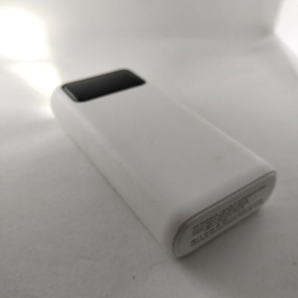 F21 モバイルバッテリー 40000mAh 最大22.5W出力