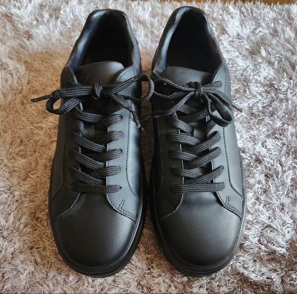 ZARA 40 25.8cm フェイクレザーブラック 合皮 公式売り切れ スニーカー