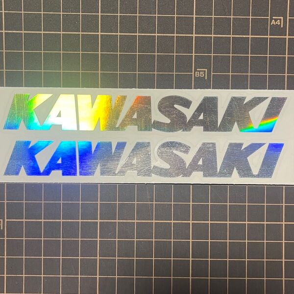 KAWASAKI カッティングステッカー 【ホログラム】2枚セット 太字 転写シート付き 旧車 カワサキ 苗字 ステッカー