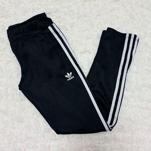 アディダスオリジナルス トラックパンツ S 黒