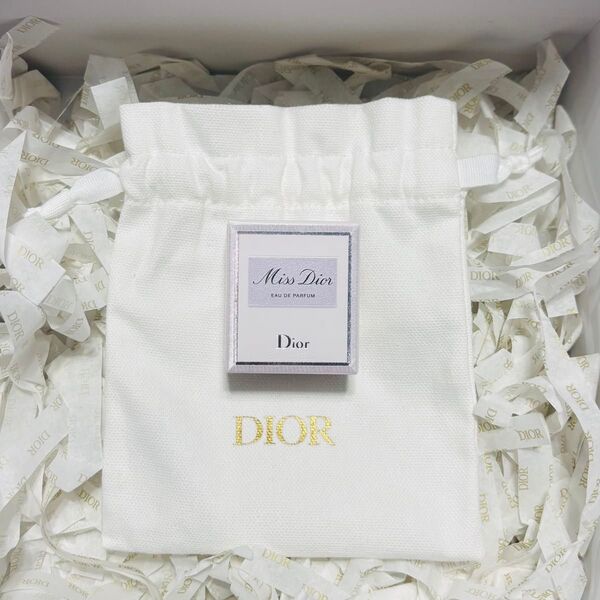 新品 Dior ミス ディオール オードゥパルファン 5ml 巾着 セット