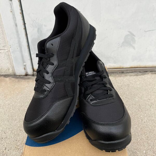新品asics安全靴スニーカー