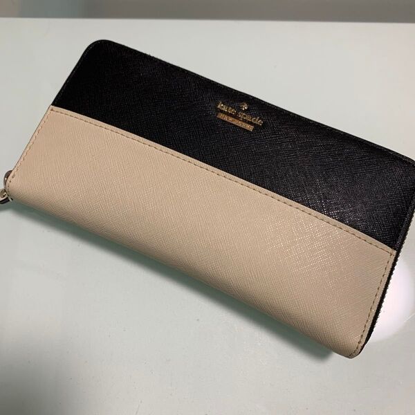 値下げしました☆ kate spade new york 長財布 バイカラー