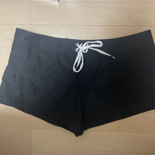 ナイキ 水着短パン XL ショートパンツ 黒 短パン ナイロン100 水着 女子