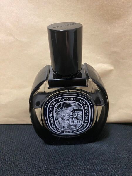 diptyque FLEUR DE PEAU ディップティック フルールドゥポー