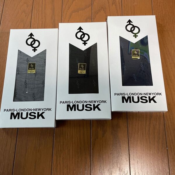 MUSK 新品未使用 薄手 紳士用ビジネスソックス3足セット 冠婚葬祭 ブラック、グレー、ネイビー