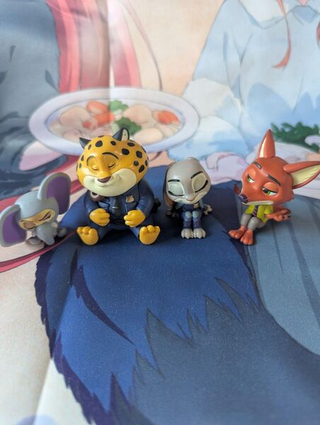 ズートピア 肩ズン ガチャガチャ フィギュア