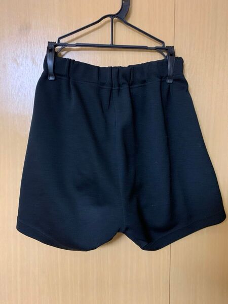 バレーボールパンツ